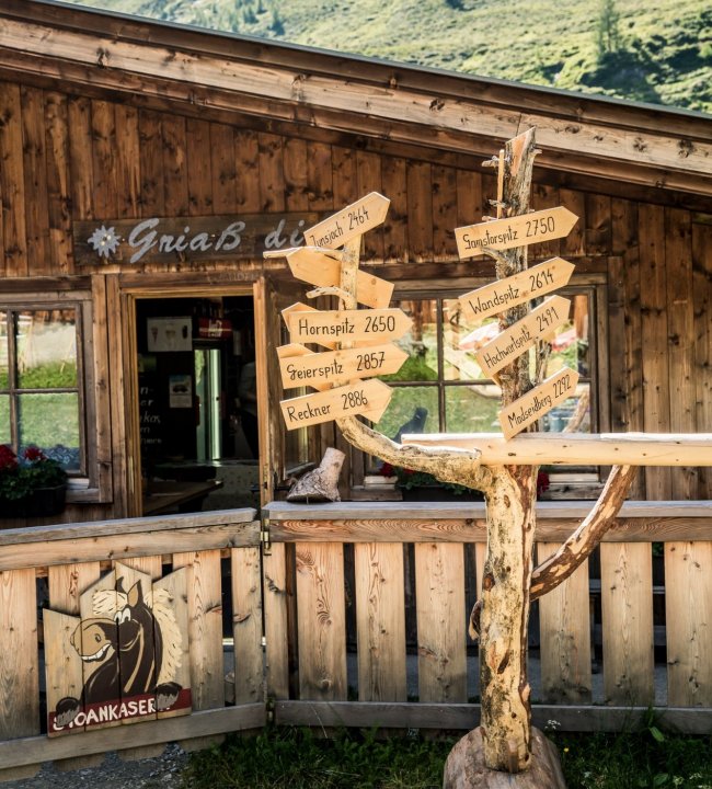 Almsommer Stoankasern 04.jpg