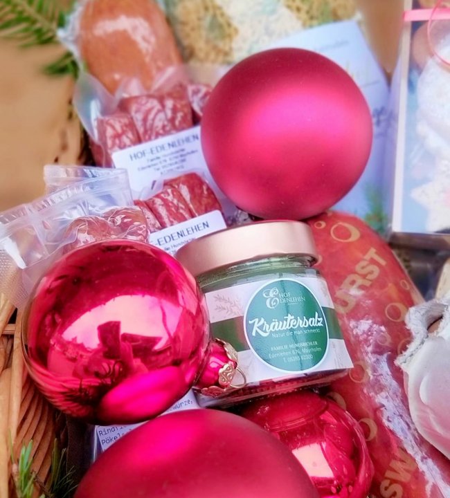 Hofladen Edenlehen Geschenkskorb 02.jpg