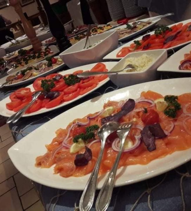 Das Aschermittwoch Buffet 03.jpg