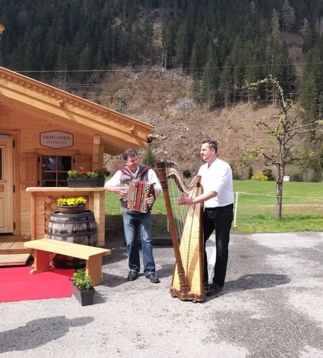 Zillertaler Musikanten Wurst 05.jpg