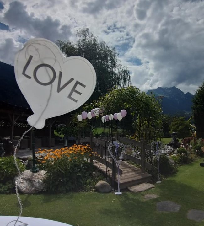 All you need is love 07.jpg