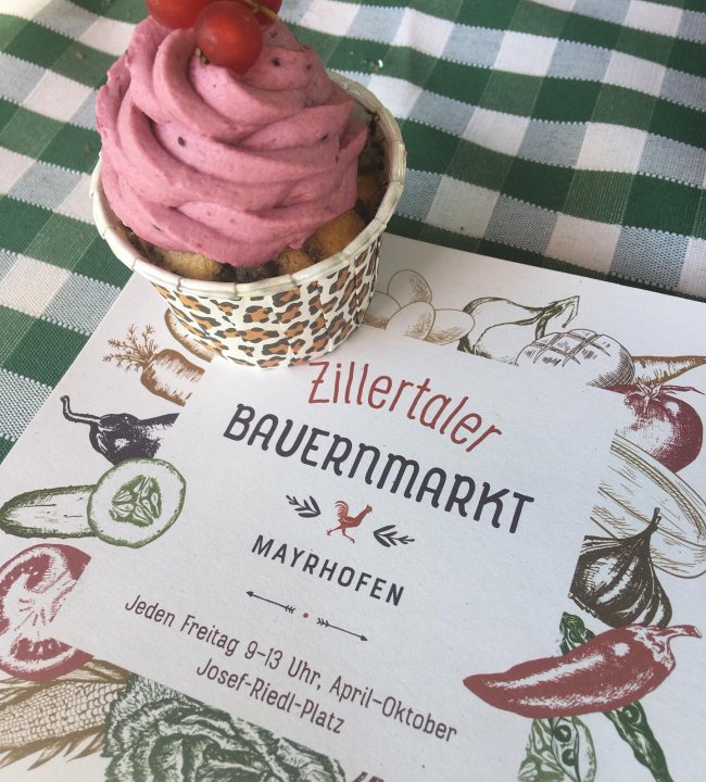 Zillertaler Bauernmarkt 06.jpg