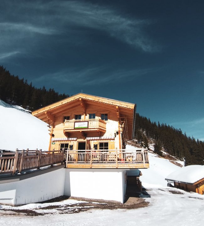 Winterwandern im Sonnenschein 06.jpg