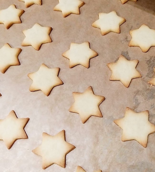 Weihnachtsbäckerei 03.jpg
