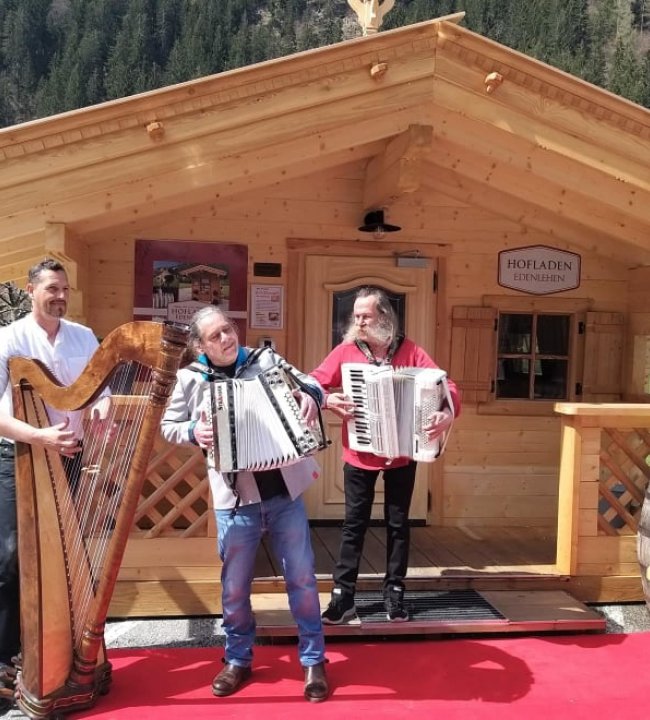 Zillertaler Musikanten Wurst 04.jpg