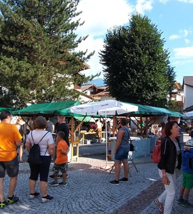 Bauernmarkt 006.jpg