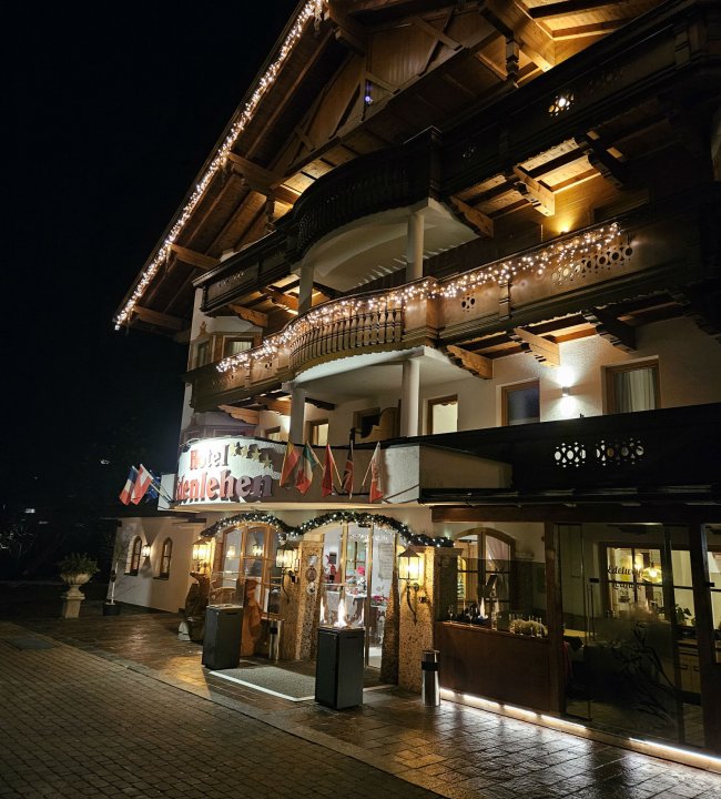 Silvester im Edenlehen 01-w2000-h2000.jpg