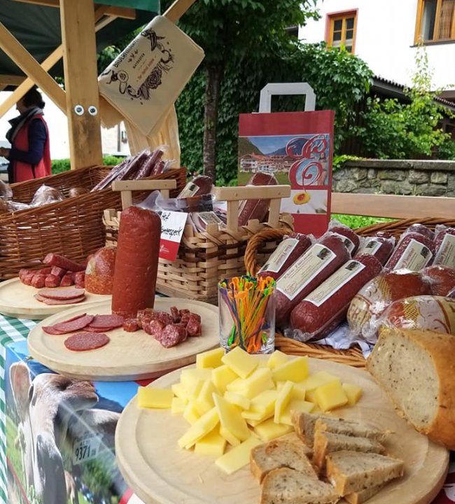 bauernmarkt 01.jpg