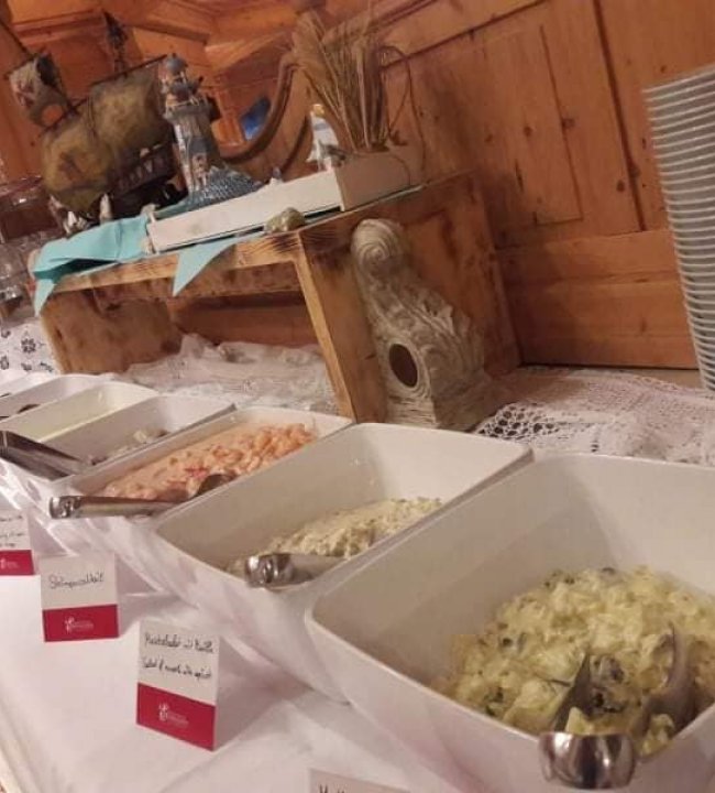 Das Aschermittwoch Buffet 08.jpg
