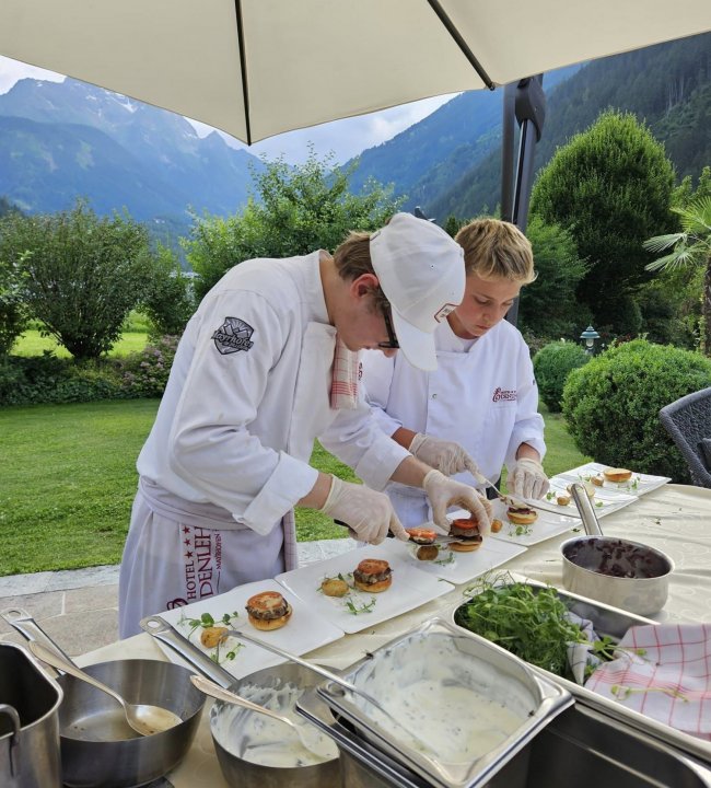 Burger Time im Edenlehen 02.jpg